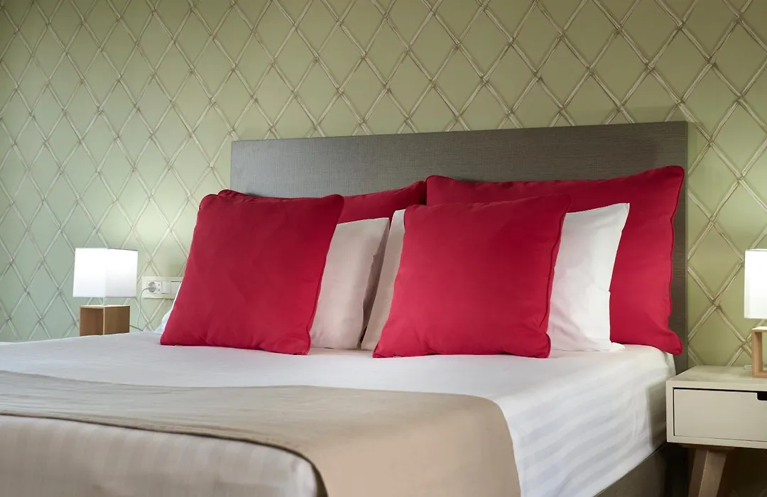 Koukounaria Hotel&Suites-1